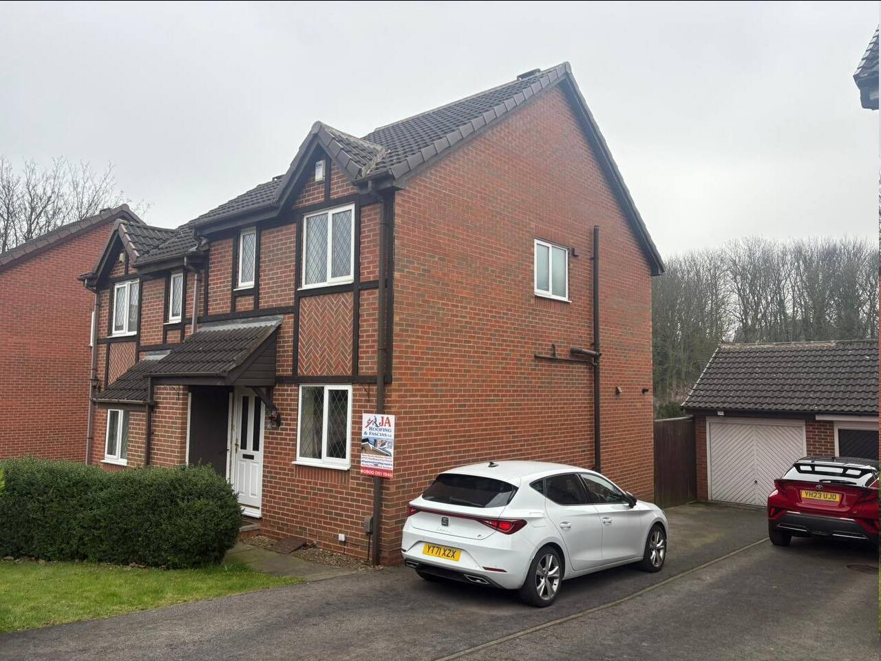 Detached home in Doncaster after a full new roof installation by JA Roofing